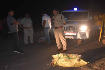 घर से धमतरी जाने निकली थी मृतिका,सड़क किनारे बोरी में बंद मिली महिला की लाश...