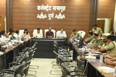 लोकसभा निर्वाचन शांतिपूर्ण ढंग से संपन्न हो सके इसके लिए सुरक्षा में लगे जवानों को अलर्ट रहना है - श्रीकेश लथकर