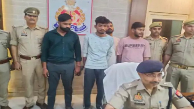 पुलिस ने गैंग का किया भंडाफोड़,सिपाही का बेटा छाप रहा था नकली नोट...