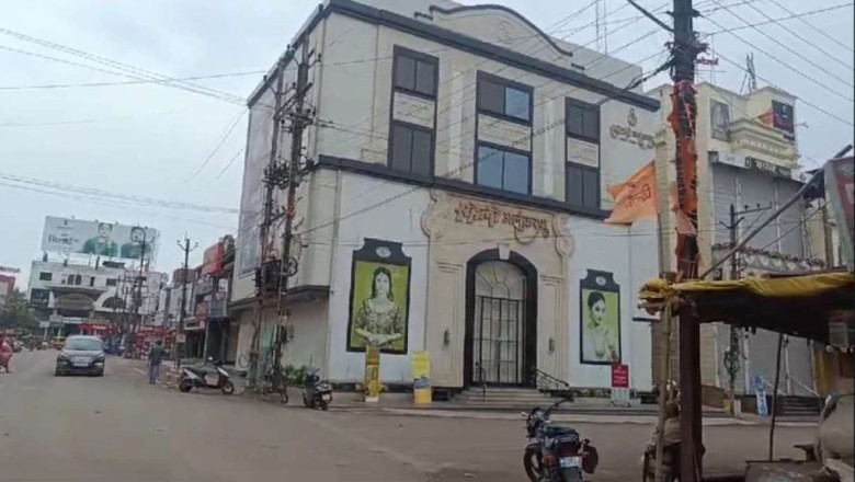 ईओडब्ल्यू की प्रदेश के कई शहरों में कार्रवाई महादेव सट्टा मामले में,सहेली और अलंकार ज्वेलर्स में मारा छापा…