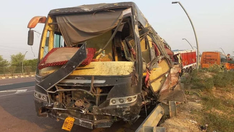 एक्सप्रेस-वे पर पलटी तेज रफ्तार बस, दो लोगों की मौत, 27 गंभीर, मची चीख-पुकार...