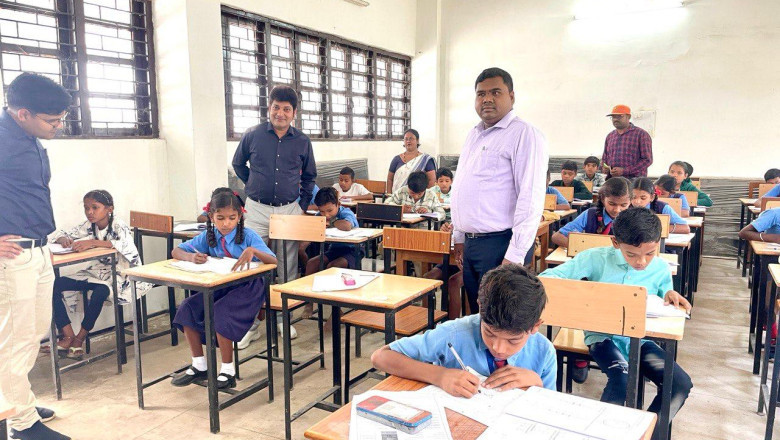 एकलव्य विद्यालय चयन परीक्षा संपन्न  अपर कलेक्टर एवं संयुक्त कलेक्टर ने किया निरीक्षण