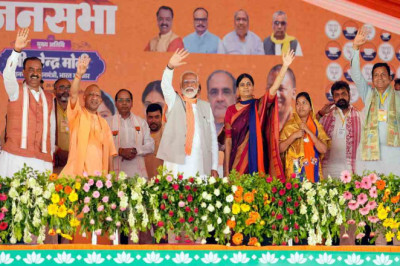 ‘अच्छे-अच्छों की गर्मी उतारने में एक्सपर्ट हैं योगी’, PM माेदी ने जमकर की तारीफ...