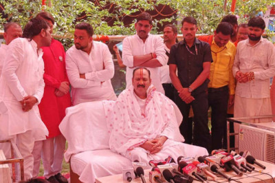 कथावाचक पं. प्रदीप मिश्रा ने कही चार बच्चे पैदा करने की बात, एक घर, एक राष्ट्र और दो सनातन धर्म बचाने के लिए...