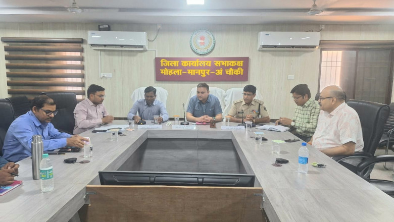 मतगणना आब्जर्वर ने माइक्रो आब्जर्वरों की ली बैठक