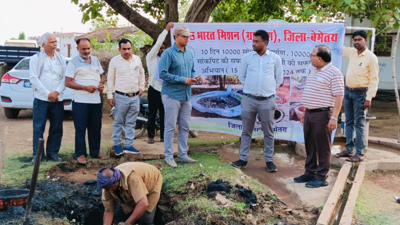 जिले में सोकपिट निर्माण एवं नाली सफाई अभियान का हुआ शुरुआत