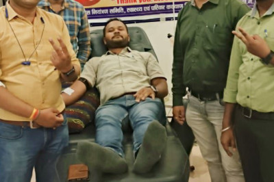 विश्व रक्तदाता दिवस पर 40 रक्तदाताओं ने किया रक्तदान स्वैच्छिक रक्तदान शिविर का हुआ सफल आयोजन