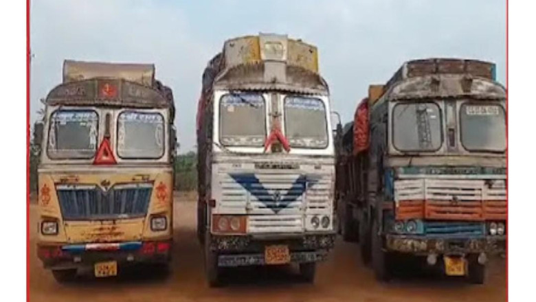 भिलाई आधी रात पुलिस ने कबाड़ियों के खिलाफ की बड़ी कार्यवाही ,तीन ट्रकों से चोरी का लोहा बरामद फरार चल रहे ललित कबाड़ी को किया गिरफ्तार.....