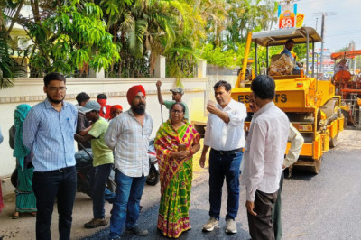 महापौर धीरज बाकलीवाल ने 10 लाख की लागत से बन रहे डामरीकरण सड़क का निरीक्षण  किया...