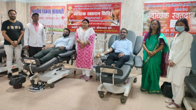 विश्व रक्तदान दिवस के अवसर पर मेडिकल कॉलेज में रक्तदान शिविर का हुआ आयोजन