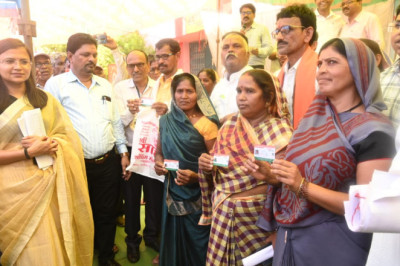 लिटिया जनसमस्या निवारण शिविर में 282 आवेदन निराकृत - अधिकारियों ने दी विभागीय योजनाओं की जानकारी