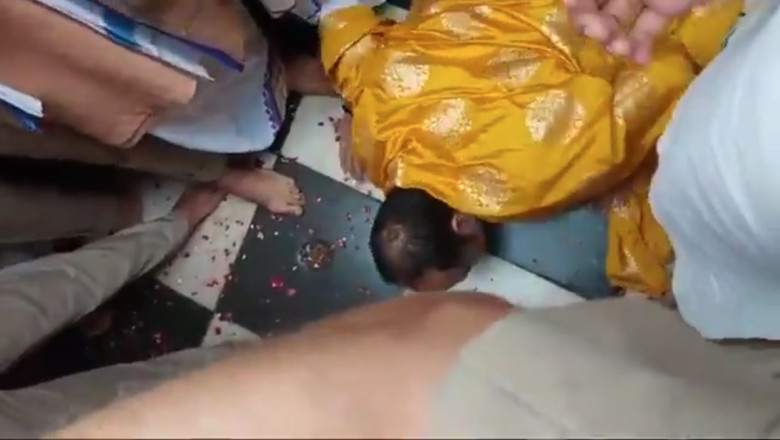 नाक रगड़कर मांगी माफी पंडित प्रदीप मिश्रा ने राधा रानी से,राधारानी पर दिया था विवादित बयान...