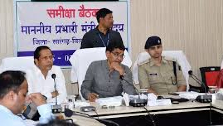 राजस्व प्रकरणों के निराकरण के लिए जिले के गांवों में लगेंगे विशेष शिविर 04 जुलाई को बारूका एवं झाखरपारा में होगा शिविर का आयोजन