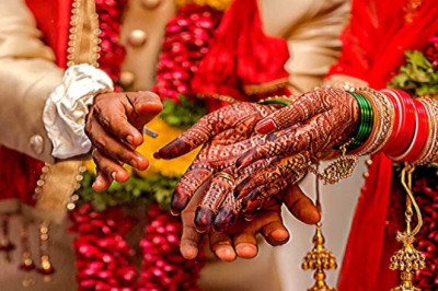 ग्रामीणों ने पकड़कर करा दी शादी,प्रेमिका से मिलने पहुंचा प्रेमी को ...