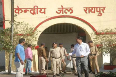 रायपुर सेंट्रल जेल के3 अफसरों को नोटिस...