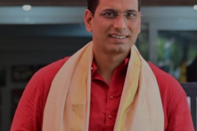 बलौदाबाजार हिंसा केस:  पूछताछ में शामिल नहीं होगे भिलाई नगर विधायक...! देवेंद्र यादव ने हाई कोर्ट में दायर की याचिका पुलिस ने भेजा था नोटिस...