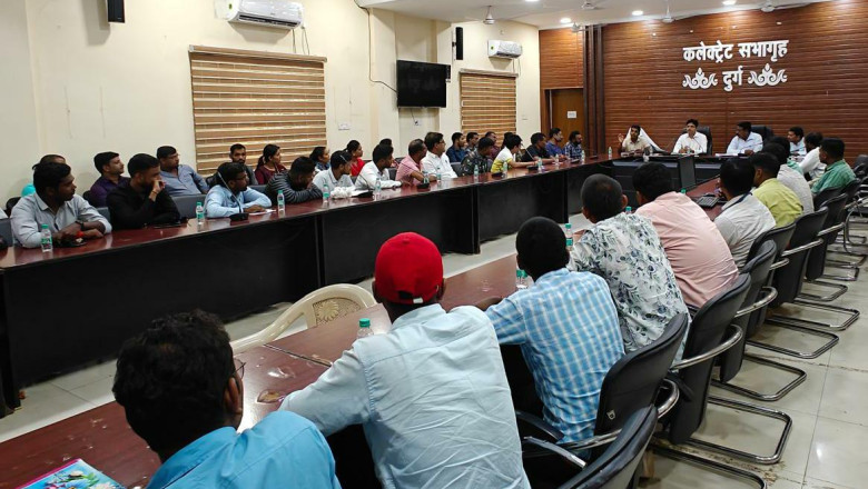 लर्निंग लायसेंस हेतु परिवहन सुविधा केन्द्र स्थापित संचालकों को दी गई योजना की जानकारी