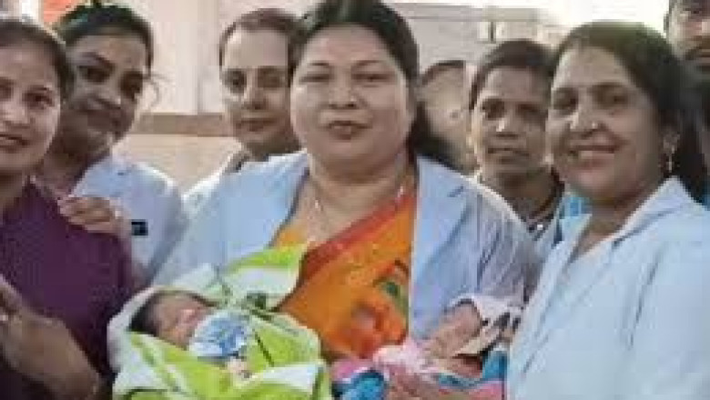 छत्तीसगढ़ की डॉक्टर विनीता को दो साल में मिली बड़ी  उपलब्धि,100 जुड़वां बच्चों की डिलीवरी का अनोखा रिकॉर्ड बनाया