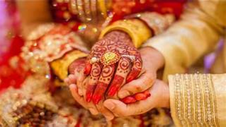 गरीब परिवार को बेटियों के विवाह की चिंता हुई दूर...