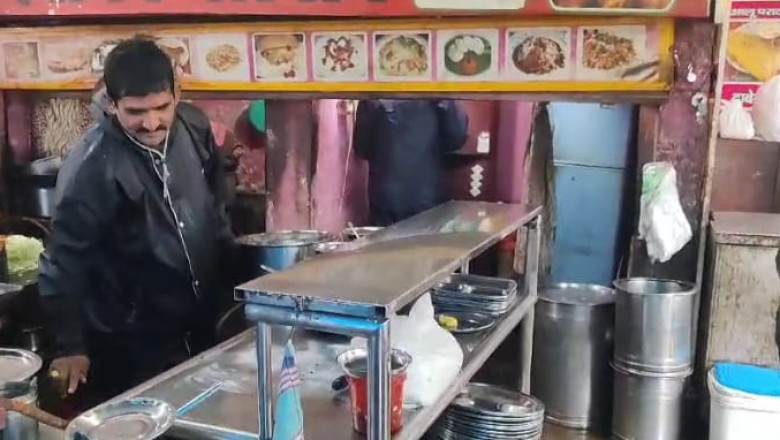 बासी खादय पदार्थ बेचने वालो पर निगम भिलाई के दल ने की जुर्बाने की कार्यवाही,