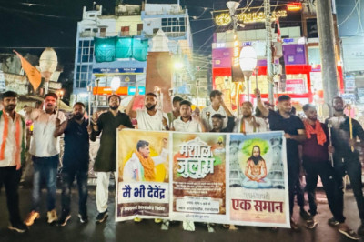 देवेंद्र यादव के गिरफ्तारी के विरोध में राजनांदगांव युवा कांग्रेस ने निकाला मसाल यात्रा भारी बारिश में मशाल लेकर जयस्तंभ चौक से निकले युवा कांग्रेसी