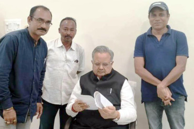 तिरंगा मंडल ने मुख्यमंत्री गणेश झांकी पुरस्कार पुन: आरंभ करने की मांग, विधानसभा अध्यक्ष डॉ. रमन सिंह को दिया मांग पत्र