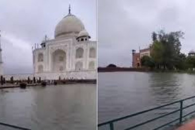 ताजमहल के मुख्य गुंबद से टपकने लगा पानी,भारी बारिश से बगीचे में जलभराव...
