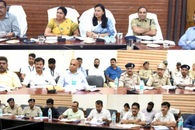आबकारी सचिव ने ली आबकारी विभाग की समीक्षा बैठक