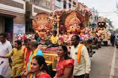 जगन्नाथ रथ यात्रा की तर्ज पर भाव भक्ति दिव्य भव्य गणपति विसर्जन यात्रा बाल रत्न मंच द्वारा पहल
