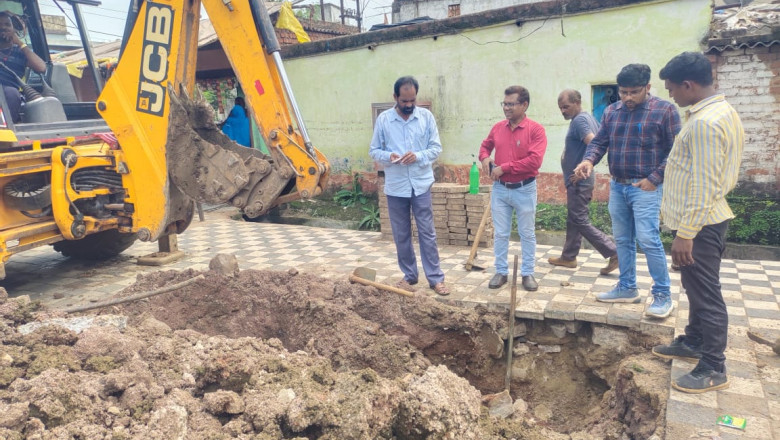 पाईप लाईन संधारण कर वार्ड 44 में पानी सप्लाई बहाल किया गया...
