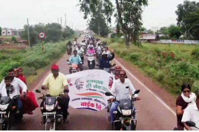 धमधा मे निकाली गई स्वच्छता बाईक रैली