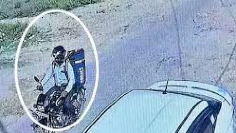 ऑनलाइन मोबाइल फोन ऑर्डर किया : डिलीवरी बॉय मोबाइल लेकर उसके घर पहुंचा तो उसने साथियों के संग मिलकर उसकी हत्या कर दी और मोबाइल लेकर गायब हो गया...
