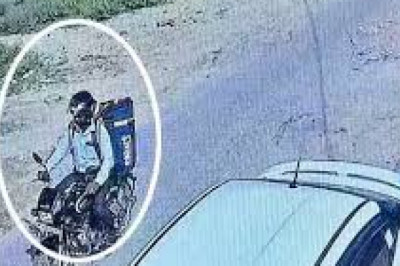 ऑनलाइन मोबाइल फोन ऑर्डर किया : डिलीवरी बॉय मोबाइल लेकर उसके घर पहुंचा तो उसने साथियों के संग मिलकर उसकी हत्या कर दी और मोबाइल लेकर गायब हो गया...