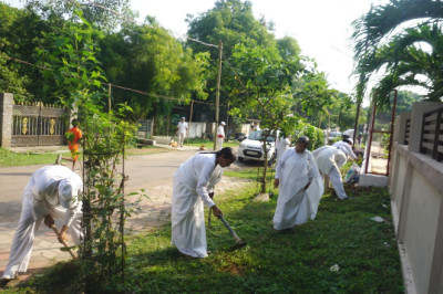 लाल बहादुर शास्त्री एवम गांधी जयंती के अवसर पर ब्रह्माकुमारिज द्वारा श्रमदान कर दिया स्वच्छता का संदेश....