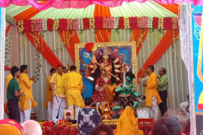 विराट नगर में विराट स्वरूप में हुआ माँ दुर्गा का आगमन