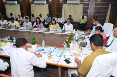 खरीफ वर्ष 2024 की समीक्षा एवं रबी वर्ष 2024-25 के कार्यक्रम निर्धारण हेतु संभाग स्तरीय बैठक सम्पन्न...