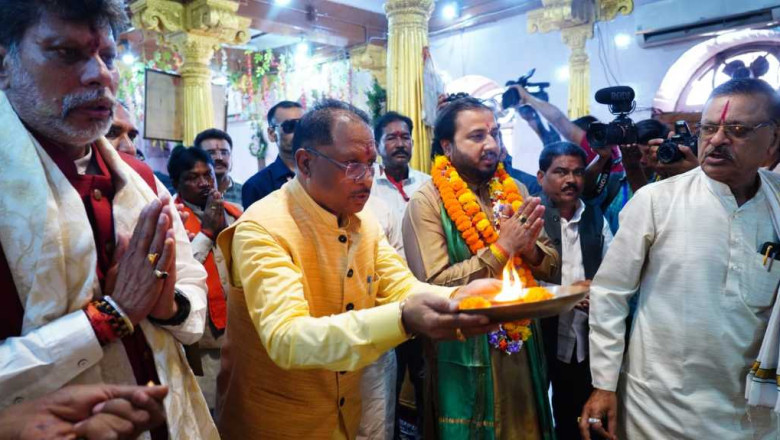 मुख्यमंत्री साय ने मां दंतेश्वरी की पूजा-अर्चना कर प्रदेशवासियों की खुशहाली की कामना की...