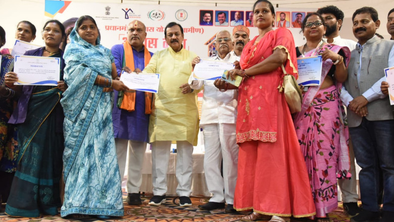 महिलाएं सक्षम होंगी तो वह अपने घर परिवार और समाज को सक्षम बनाएगी- सांसद बघेल