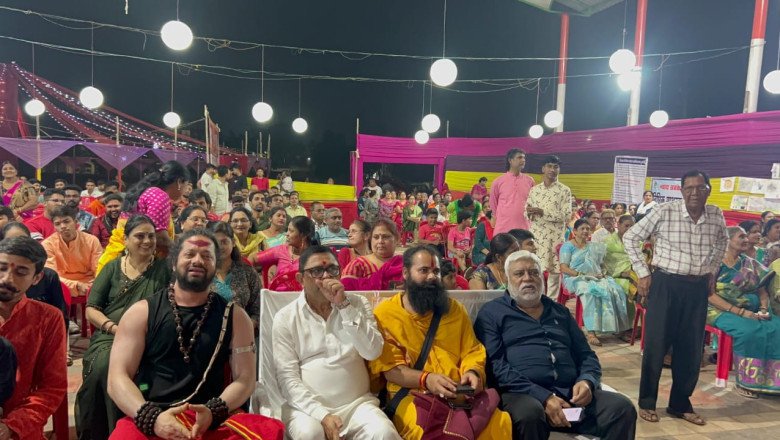 शरद पूर्णिमा का आयोजन हुडको में आयोजित किया गया जय माताजी दुर्गा उत्सव समिति के संस्थापक अध्यक्ष सोमेश कुमार त्रिवेदी के मार्गदर्शन में .....