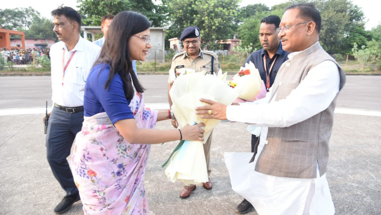 आगामी निर्वाचन से संबंधित शिकायत पर त्वरित कार्यवाही हेतु जिला स्तरीय शिकायत सेल का गठन  -जिला कार्यालय कक्ष क्रमांक-21 शिकायत सेल में अधिकारी कर्मचारियों की लगाई गई ड्यूटी...