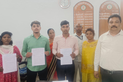 मधुबाला यादव, हिमांशु यादव और अभय राज भगत को भृत्य के पद पर मिली अनुकम्पा नियुक्ति-कलेक्टर ने जारी किया नियुक्ति आदेश...