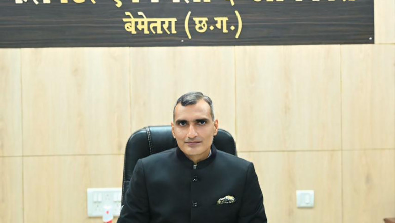 कलेक्टर ने पटाखा विक्रेताओं से आग्रह किया कि कम उम्र के बच्चों को सीधे पटाखा न बेचें,अभिभावकों की उपस्थित में पटाखा दें