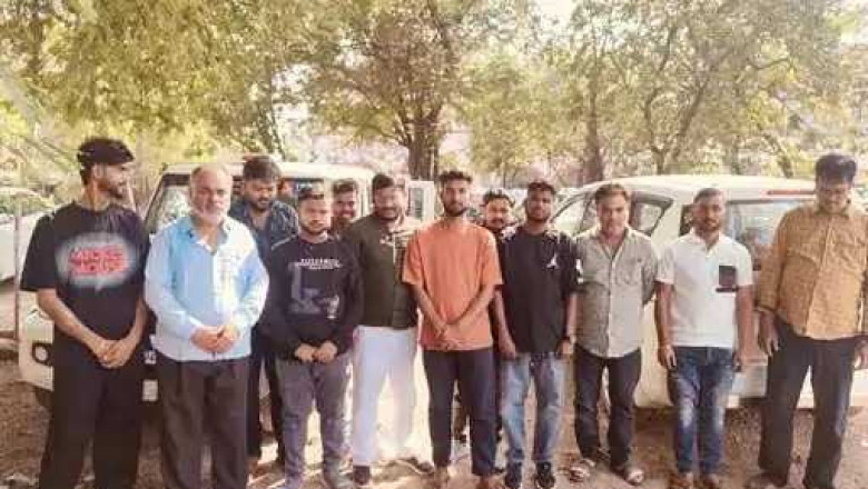 जयस्तंभ चौक से लगी बस्ती में 12 जुआरी गिरफ्तार...