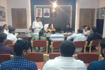 महापौर परिषद की बैठक में विकास कार्यो की दी गयी स्वीकृति  गणेश पर्व प्रतियोगिता के परिणामों सहित चैक चैराहोे के नामकरण की अनुशंसा