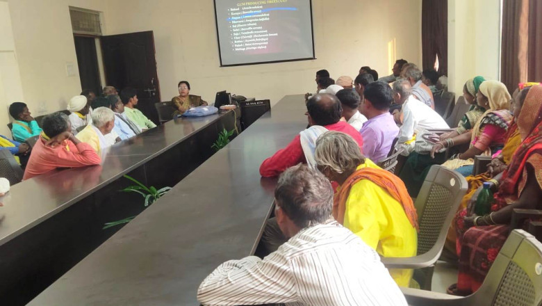कृषि विज्ञान केन्द्र में गोंद उत्पादन तकनीक पर प्रशिक्षण संपन्न...