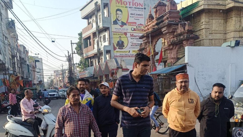 कमिश्नर ने मठ पारा में सुलभ शौचालय की सफाई व्यवस्था का किया निरीक्षण, सफाई व्यवस्था संतोषजनक न मिलने पर जताई नाराजगी,दोनो ठेका निरस्त करने के दिए निर्देश...