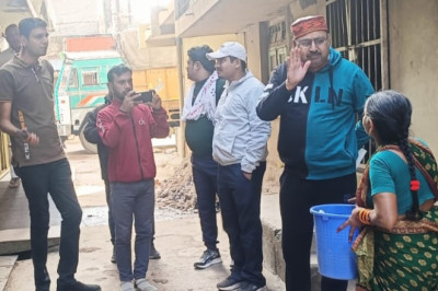 कमिश्नर ने वार्डों में छोटे-बड़े नालों की सफाई का काम भी तेजी से करने दिए निर्देश...