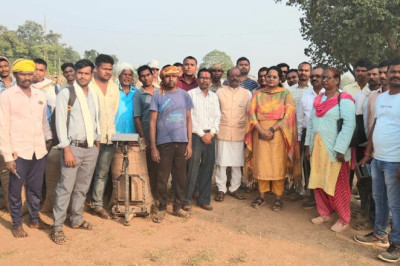जिले में पहले दिन 6310.80 क्विंटल धान खरीदी की गई...