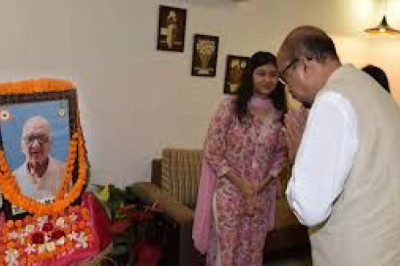 राज्यपाल रमेन डेका ने रिटायर्ड विंग कमांडर एमबी ओझा के निधन पर दी श्रद्धांजलि...