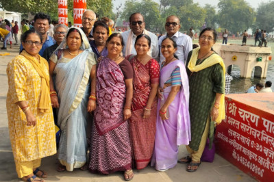 13 दिवसीय धार्मिक तीर्थ दर्शन यात्रा विश्व जागृति मिशन राजनांदगांव मंडल द्वारा संपन्न